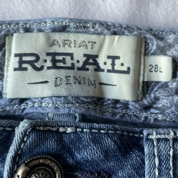 Ariat Women's REAL Mid Rise Stretch Entwined Boot Cut Western Denim Jeans - Picture 10 of 13